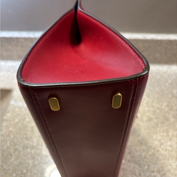 Tory Burch Lee Radziwill Satchel in Red w/ Gold Hardware - Picture 4 of 14